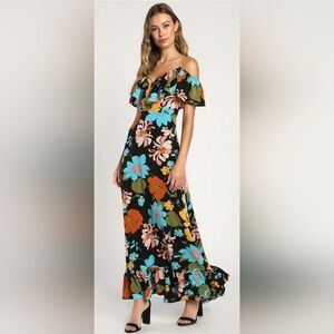 Lulus Got the Flower Black Floral Ruffled Cold-Shoulder Maxi‎ Dress Small